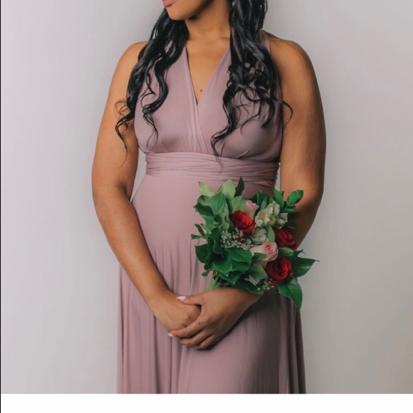 Two (2) Henkaa Sakura Midi Dress. MAKE AN OFFER - Picture 2 of 2